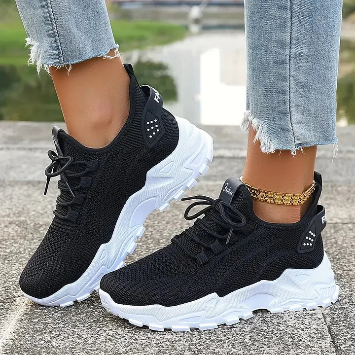 Riley™ - Comfortable Orthopedic Sneakers